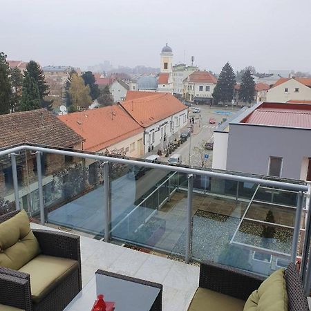 Apartmán Penthouse Heart Of Slavonia **** Ðakovo Exteriér fotografie