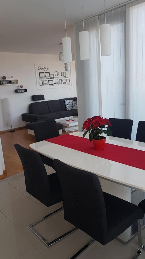 Apartmán Penthouse Heart Of Slavonia **** Ðakovo Exteriér fotografie